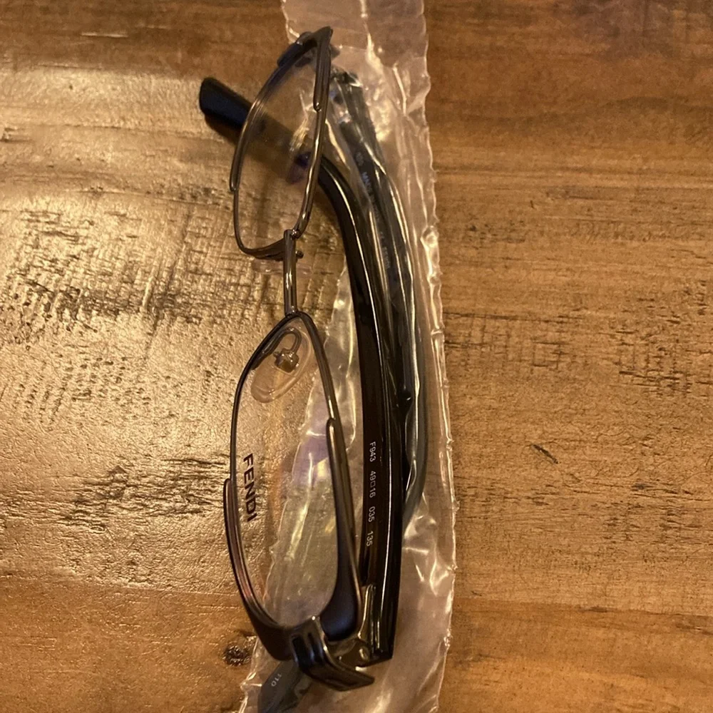 Fendi Eyeglasses Frame with Certificate of Authenticity F943 Unisex
